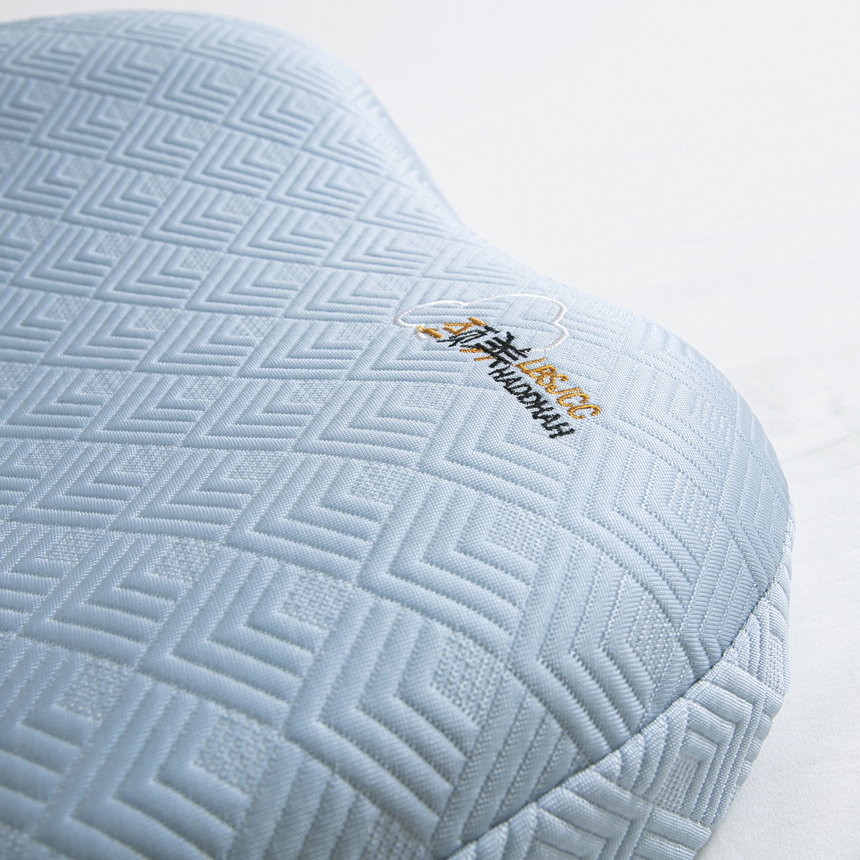 91家纺网 家纺一手货源 找家纺 莉迪娅 2026新款凉感丝牵引枕  枕头枕芯 静养牵引枕兰