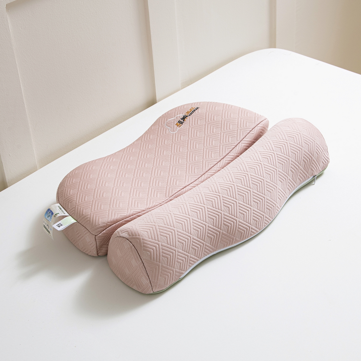 91家纺网 家纺一手货源 找家纺 （总）莉迪娅 2026新款凉感丝牵引枕  枕头枕芯