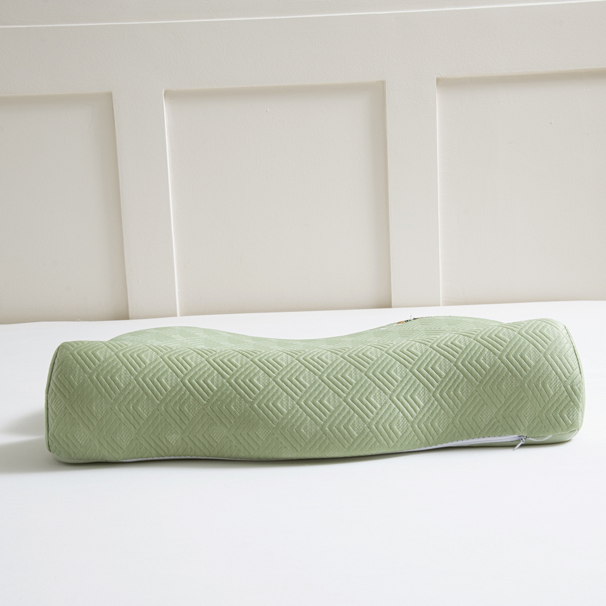 91家纺网 家纺一手货源 找家纺 莉迪娅 2026新款凉感丝牵引枕  枕头枕芯 静养牵引枕绿