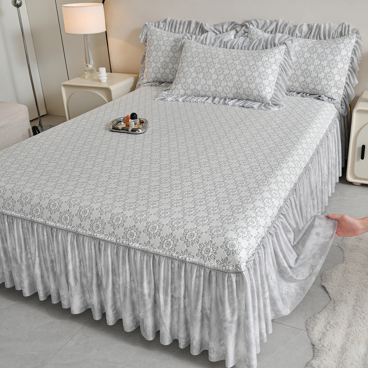 91家纺网 家纺一手货源 找家纺 （总）民新家纺 2026新款PE乙纶冰豆豆床裙款凉席三件套