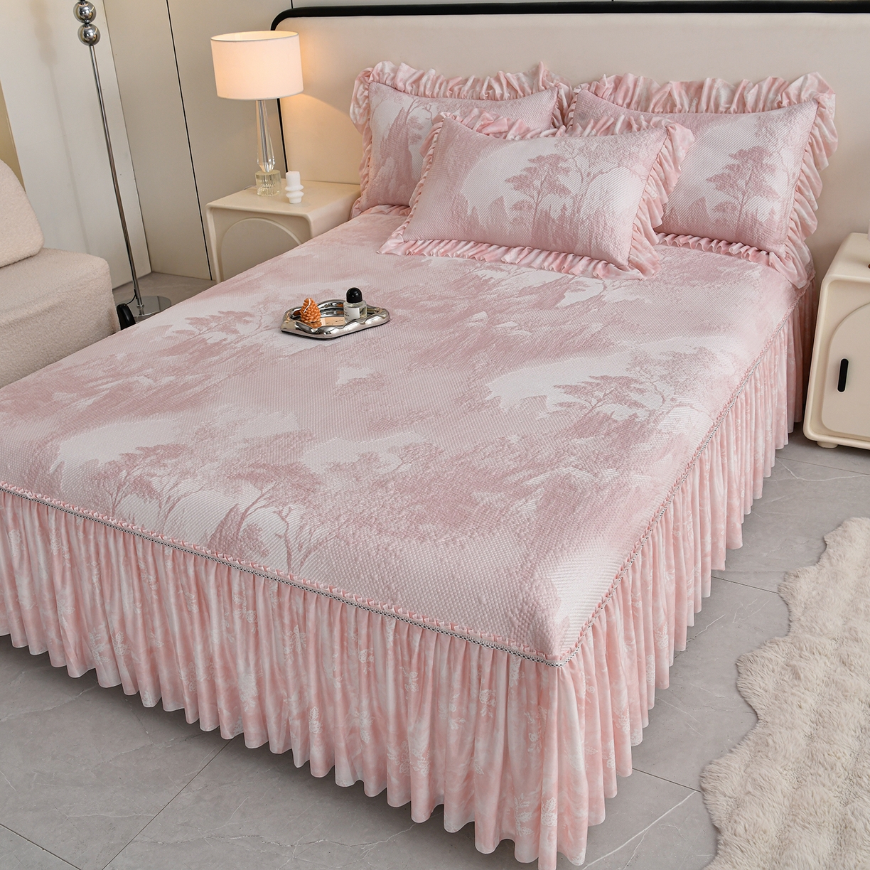 91家纺网 家纺一手货源 找家纺 （总）民新家纺 2026新款PE乙纶冰豆豆床裙款凉席三件套