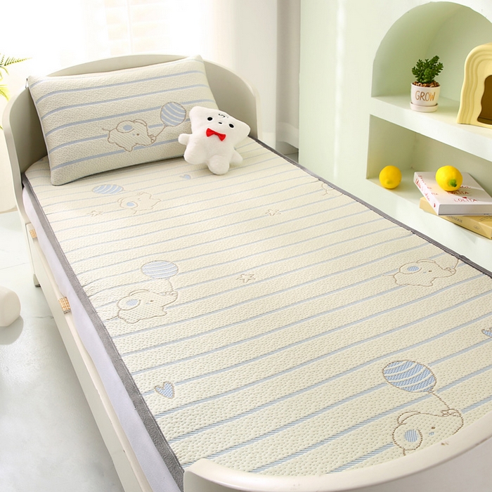 91家纺网 家纺一手货源 找家纺 宅部落 2026春夏新款A类提花儿童凉席幼儿园凉席PE凉感儿童席凉席席子空调软席 小飞象-蓝