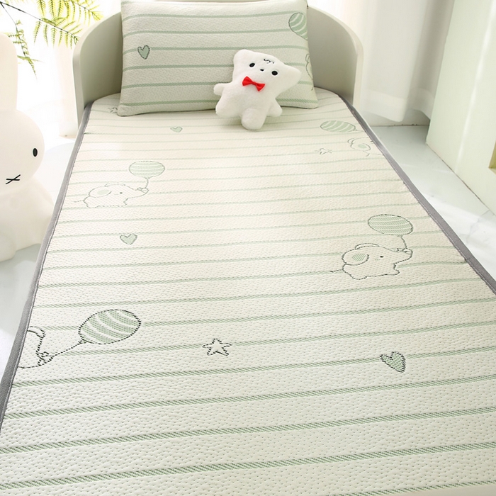 91家纺网 家纺一手货源 找家纺 宅部落 2026春夏新款A类提花儿童凉席幼儿园凉席PE凉感儿童席凉席席子空调软席 小飞象-绿