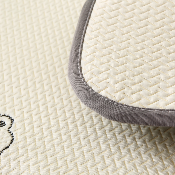 91家纺网 家纺一手货源 找家纺 宅部落 2026春夏新款A类提花儿童凉席幼儿园凉席PE凉感儿童席凉席席子空调软席 奶熊小窝