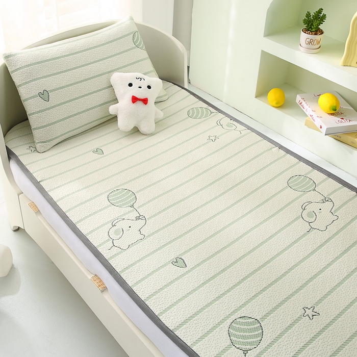 91家纺网 家纺一手货源 找家纺 宅部落 2026春夏新款A类提花儿童凉席幼儿园凉席PE凉感儿童席凉席席子空调软席 小飞象-绿