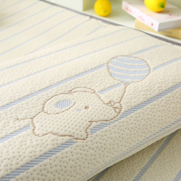 91家纺网 家纺一手货源 找家纺 宅部落 2026春夏新款A类提花儿童凉席幼儿园凉席PE凉感儿童席凉席席子空调软席 小飞象-蓝