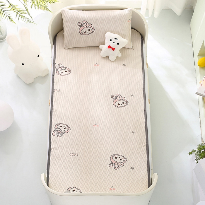 91家纺网 家纺一手货源 找家纺 宅部落 2026春夏新款A类提花儿童凉席幼儿园凉席PE凉感儿童席凉席席子空调软席 粉兔樱桃