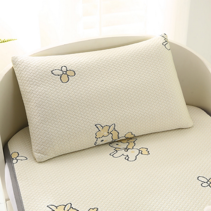 91家纺网 家纺一手货源 找家纺 宅部落 2026春夏新款A类提花儿童凉席幼儿园凉席PE凉感儿童席凉席席子空调软席 小马驹