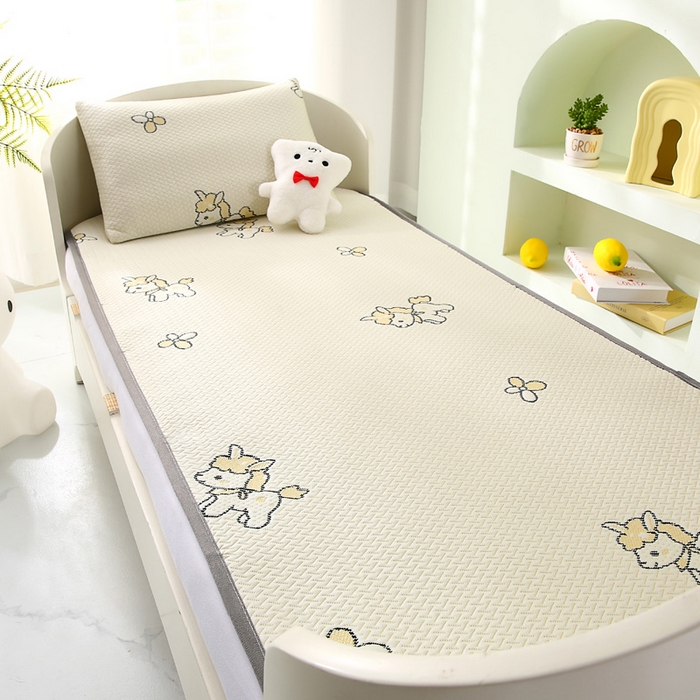 91家纺网 家纺一手货源 找家纺 宅部落 2026春夏新款A类提花儿童凉席幼儿园凉席PE凉感儿童席凉席席子空调软席 小马驹