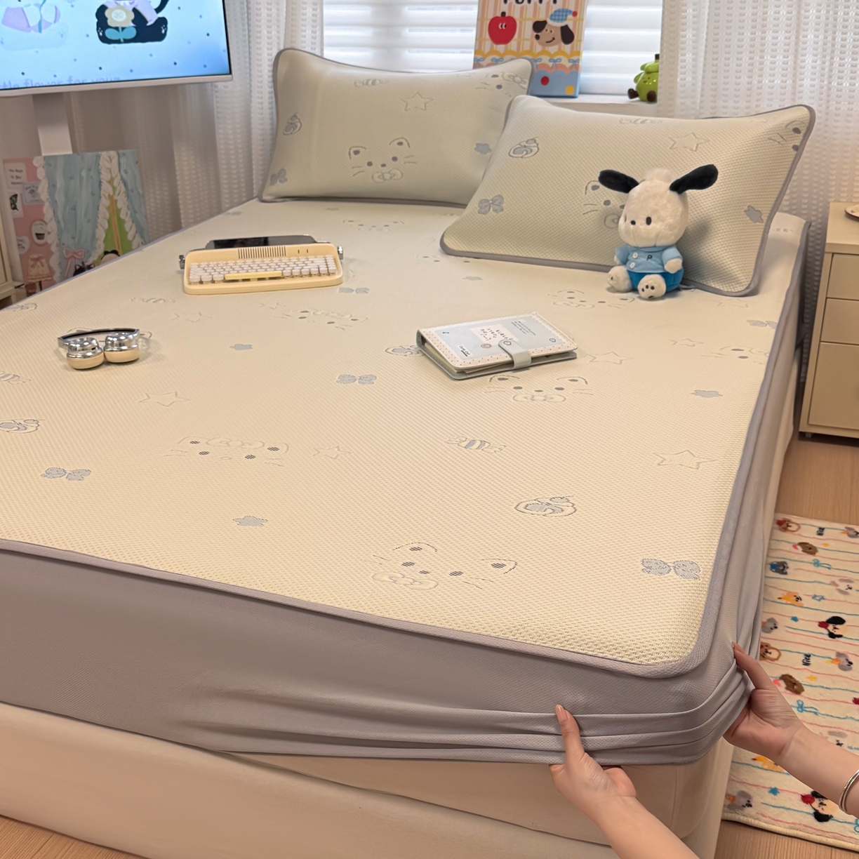 91家纺网 家纺一手货源 找家纺 （总）懒猫家纺 2026新款卡通提花凉豆豆床笠款凉席