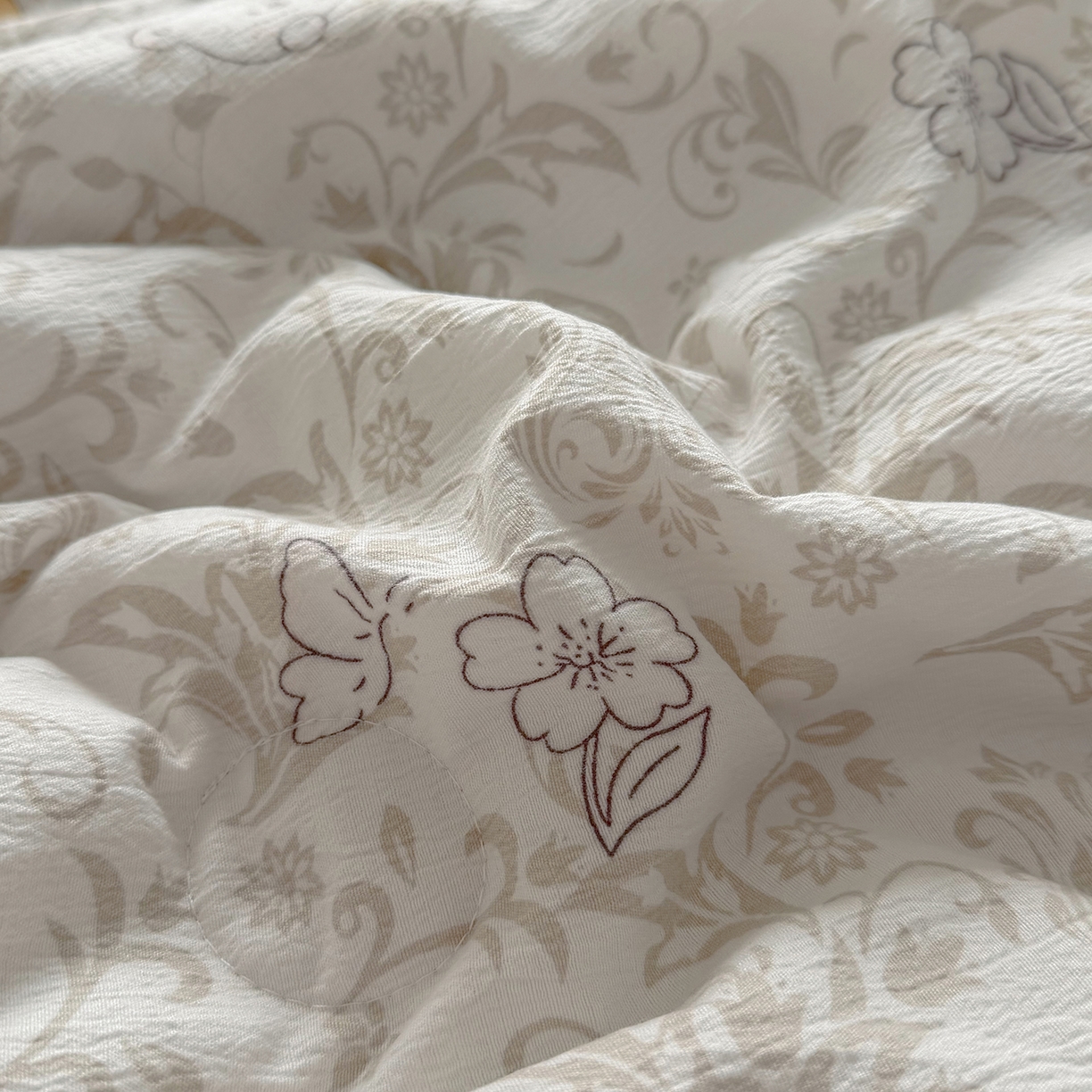 91家纺网 家纺一手货源 找家纺 悠米悠家 2026春夏新款木棉双层纱单夏被夏凉被空调被床盖四件套 蜜熊絮语