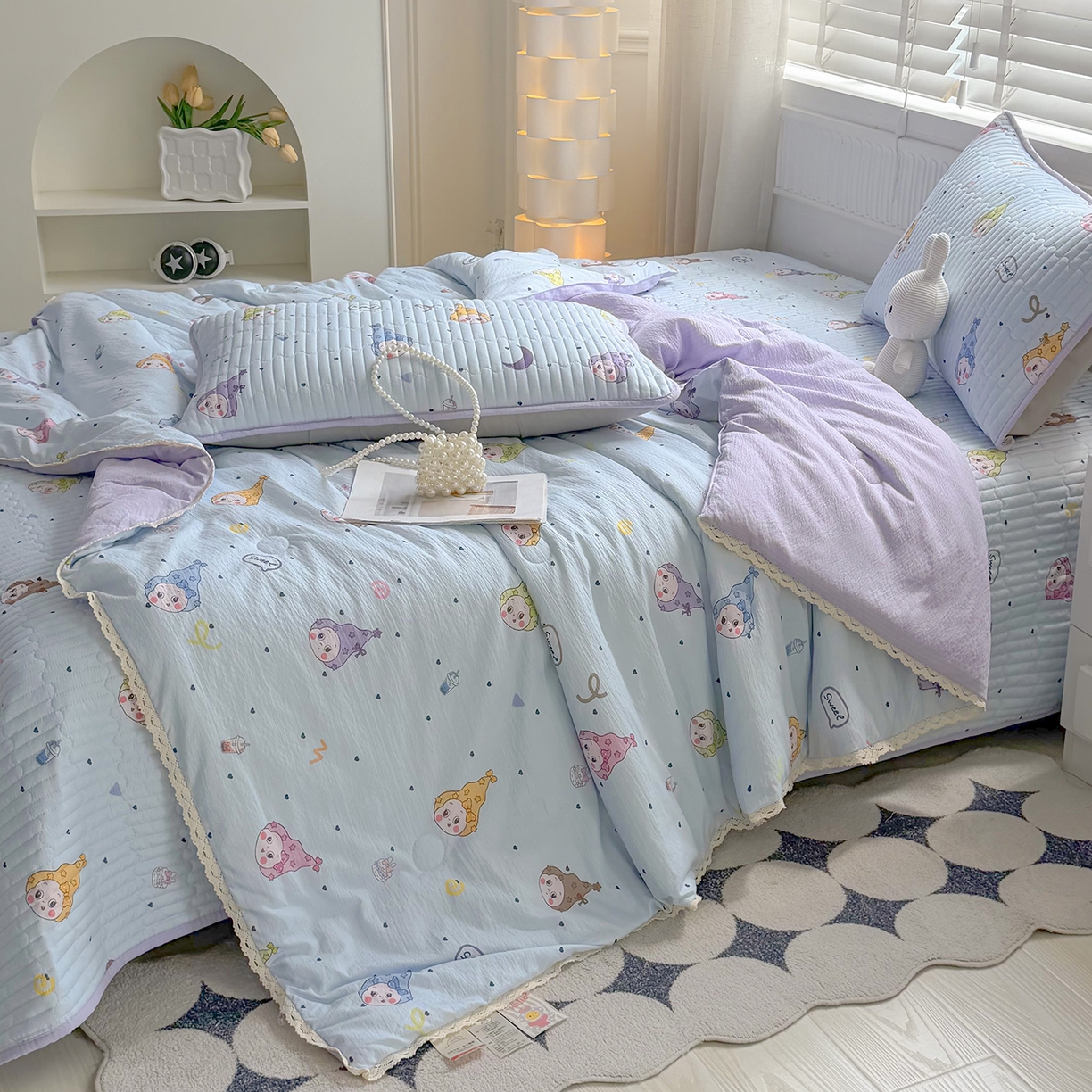 91家纺网 家纺一手货源 找家纺 悠米悠家 2026春夏新款木棉双层纱单夏被夏凉被空调被床盖四件套 星梦精灵仔