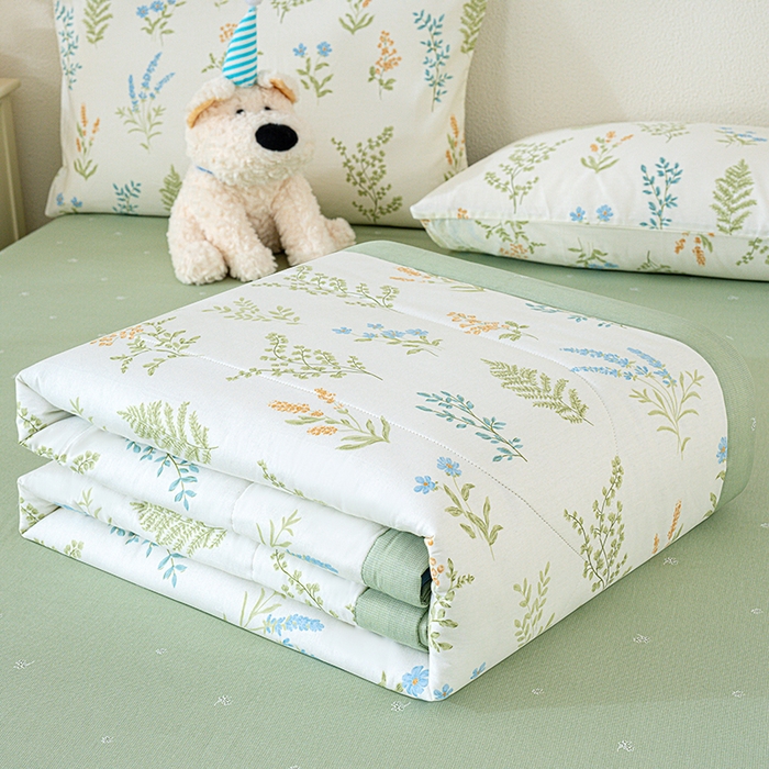 91家纺网 家纺一手货源 找家纺 丫丫家纺 2026新全棉印花夏被空调被双人薄被子单人学生夏凉被  芳草集