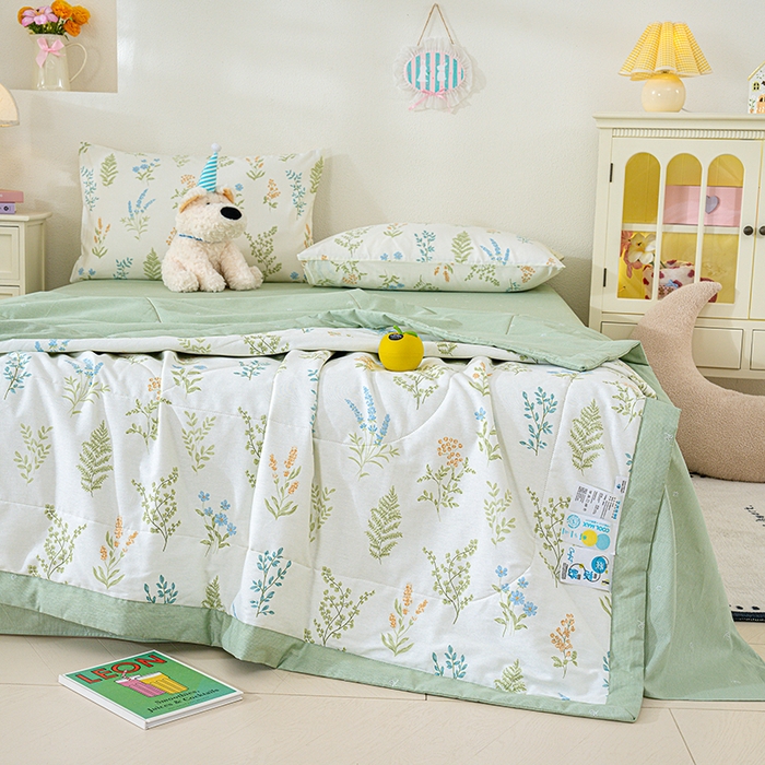 91家纺网 家纺一手货源 找家纺 丫丫家纺 2026新全棉印花夏被空调被双人薄被子单人学生夏凉被  芳草集