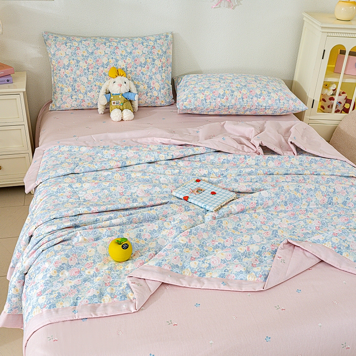 91家纺网 家纺一手货源 找家纺 丫丫家纺 2026新全棉印花夏被空调被双人薄被子单人学生夏凉被  岚花绪-灰