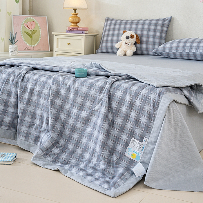 91家纺网 家纺一手货源 找家纺 丫丫家纺 2026新全棉印花夏被空调被双人薄被子单人学生夏凉被  青格夏梦