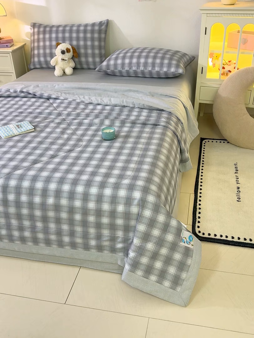 91家纺网 家纺一手货源 找家纺 丫丫家纺 2026新全棉印花夏被空调被双人薄被子单人学生夏凉被  青格夏梦