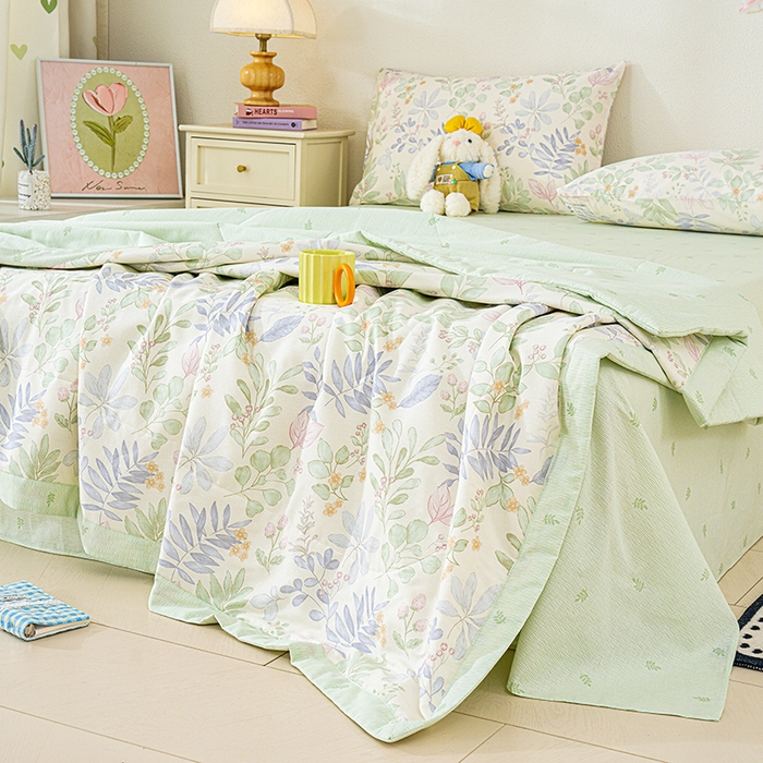 91家纺网 家纺一手货源 找家纺 丫丫家纺 2026新全棉印花夏被空调被双人薄被子单人学生夏凉被  青岚叶语-紫