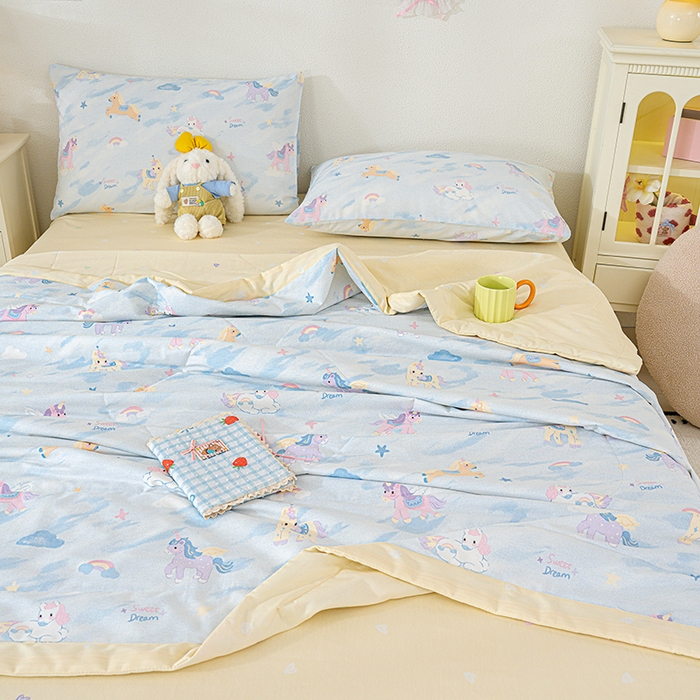 91家纺网 家纺一手货源 找家纺 丫丫家纺 2026新全棉印花夏被空调被双人薄被子单人学生夏凉被  星芒小马