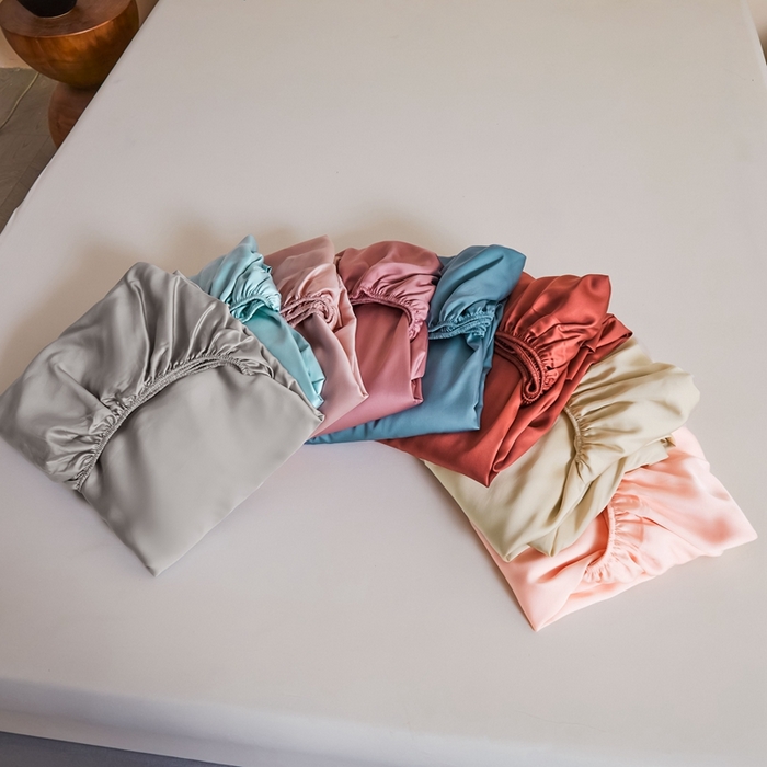 91家纺网 家纺一手货源 找家纺 总-雅萱-云貂绒法兰绒珊瑚绒加厚毛毯纯色毯午睡毯盖毯