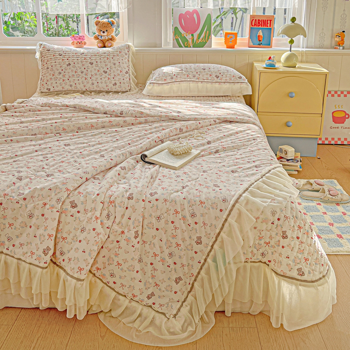 91家纺网 家纺一手货源 找家纺 富米莱（原臻工厂） 2026新款高奢维密花边冰肤格凉感夏凉被床盖夏被四件套 夏被床盖-粉结小熊