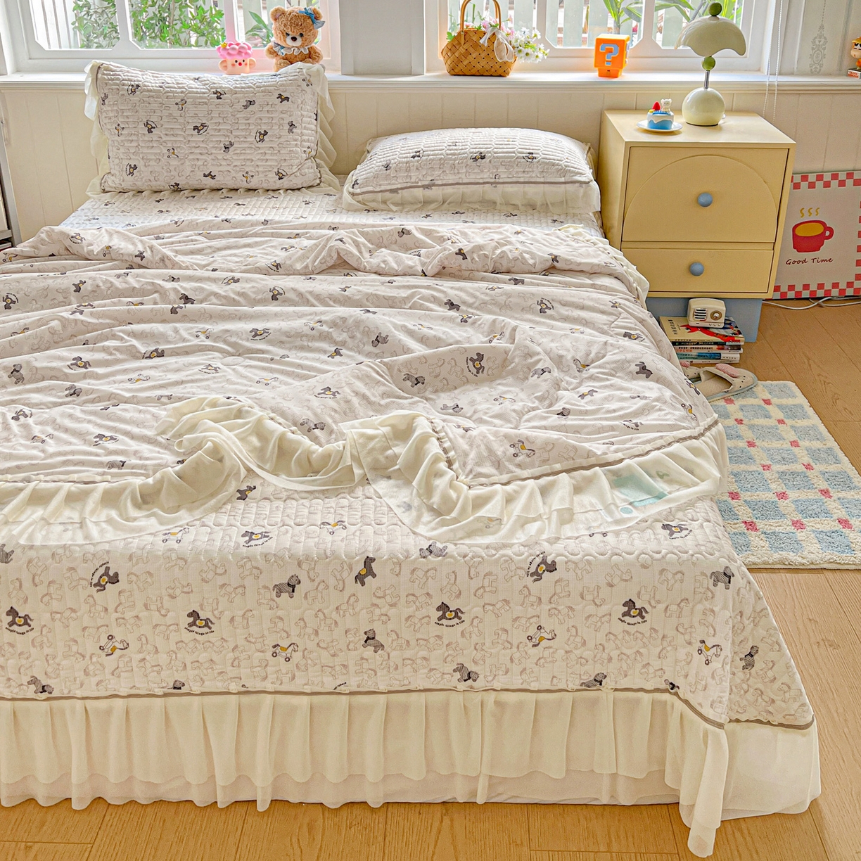 91家纺网 家纺一手货源 找家纺 富米莱（原臻工厂） 2026新款高奢维密花边冰肤格凉感夏凉被床盖夏被四件套 夏被床盖-萌马聚财