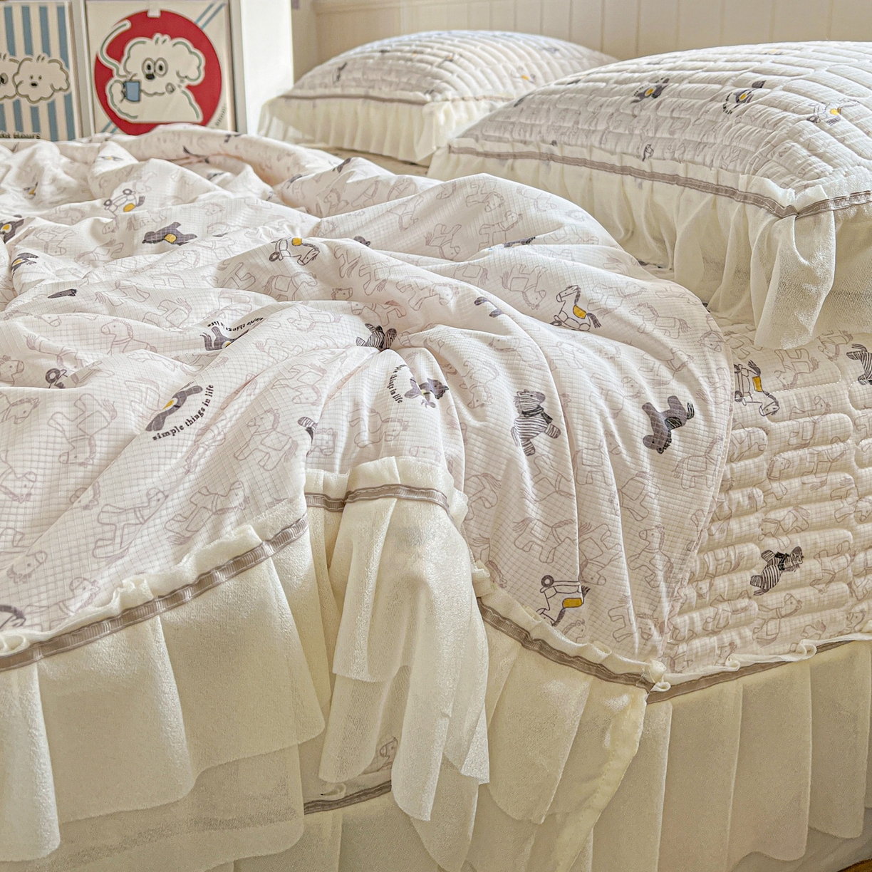 91家纺网 家纺一手货源 找家纺 富米莱（原臻工厂） 2026新款高奢维密花边冰肤格凉感夏凉被床盖夏被四件套 夏被床盖-萌马聚财