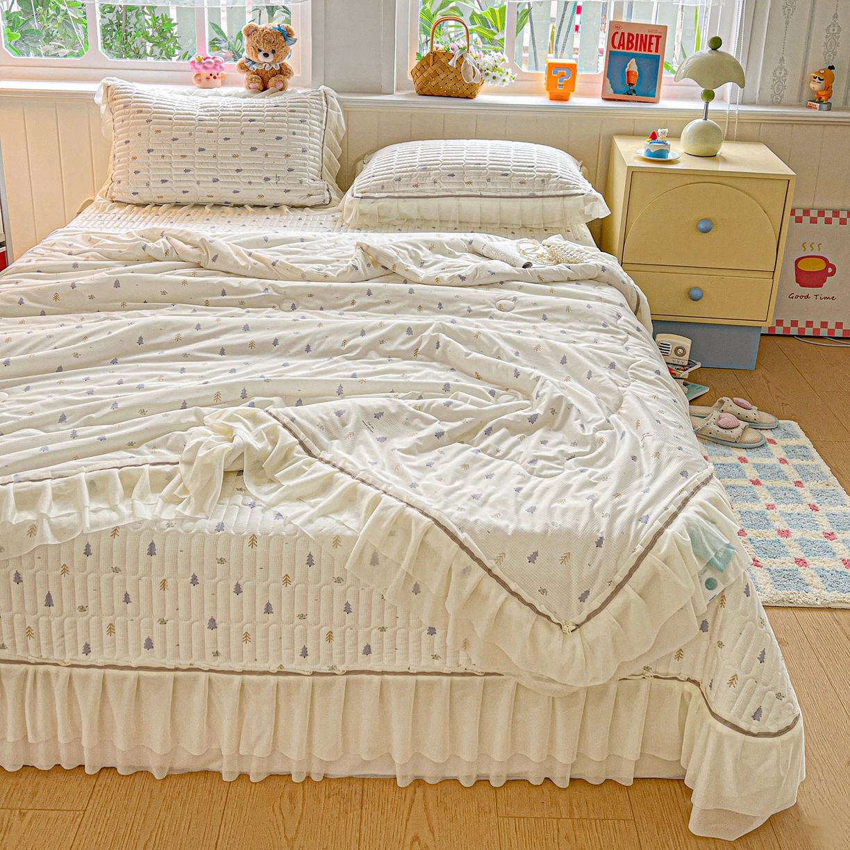 91家纺网 家纺一手货源 找家纺 富米莱（原臻工厂） 2026新款高奢维密花边冰肤格凉感夏凉被床盖夏被四件套 夏被床盖-梦幻森林