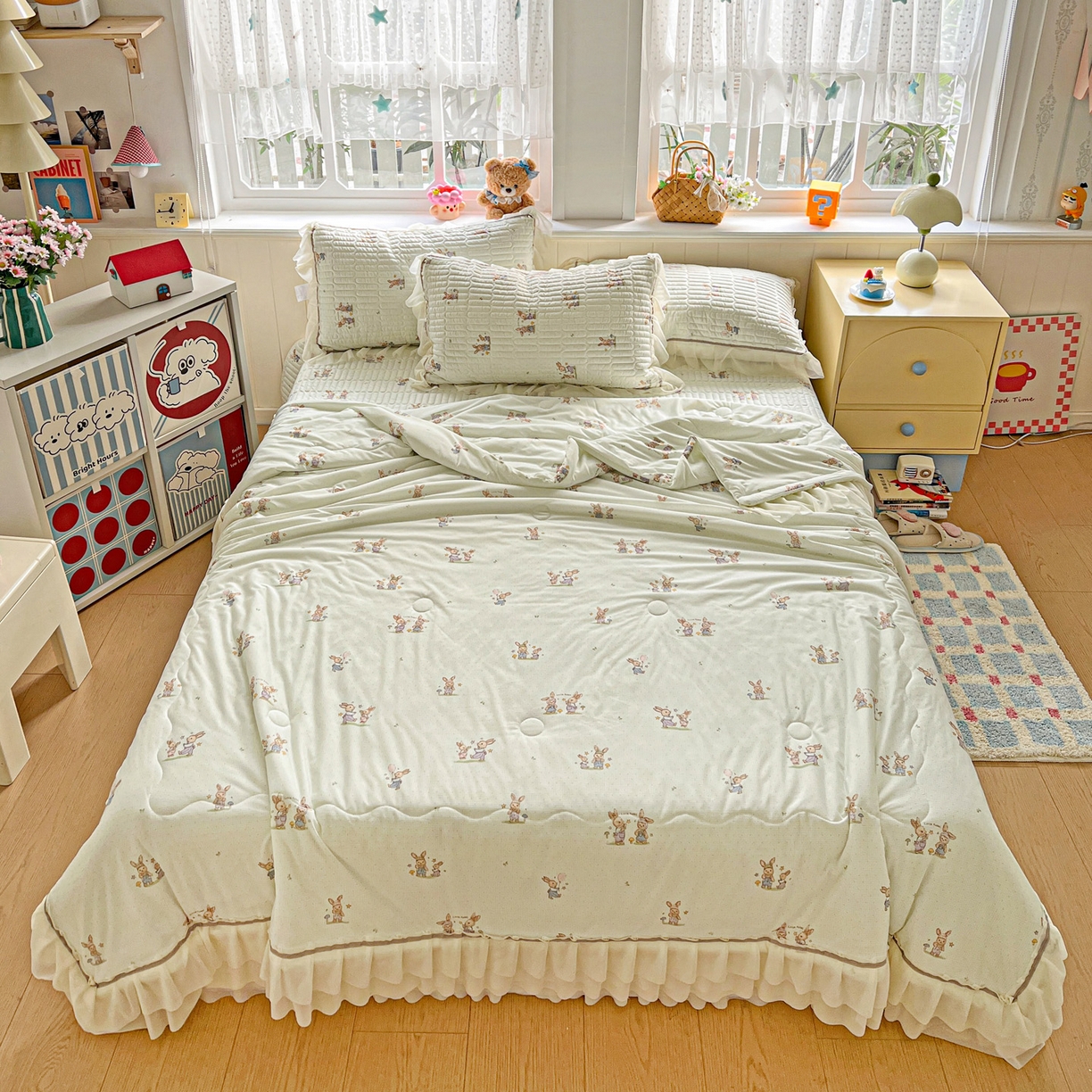 91家纺网 家纺一手货源 找家纺 富米莱（原臻工厂） 2026新款高奢维密花边冰肤格凉感夏凉被床盖夏被四件套 夏被床盖-青屿小兔