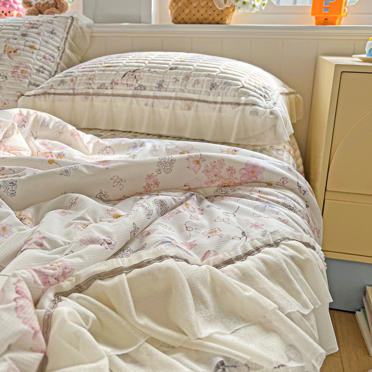 91家纺网 家纺一手货源 找家纺 富米莱（原臻工厂） 2026新款高奢维密花边冰肤格凉感夏凉被床盖夏被四件套 夏被床盖-清欢花屿