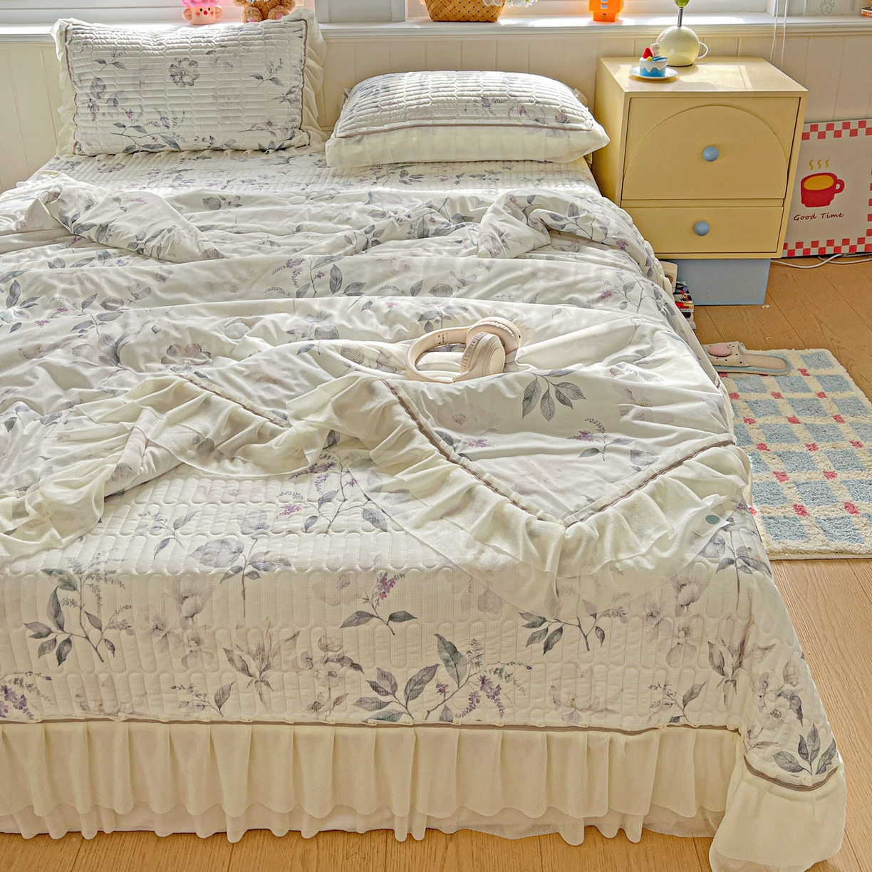 91家纺网 家纺一手货源 找家纺 富米莱（原臻工厂） 2026新款高奢维密花边冰肤格凉感夏凉被床盖夏被四件套 夏被床盖-水墨江南