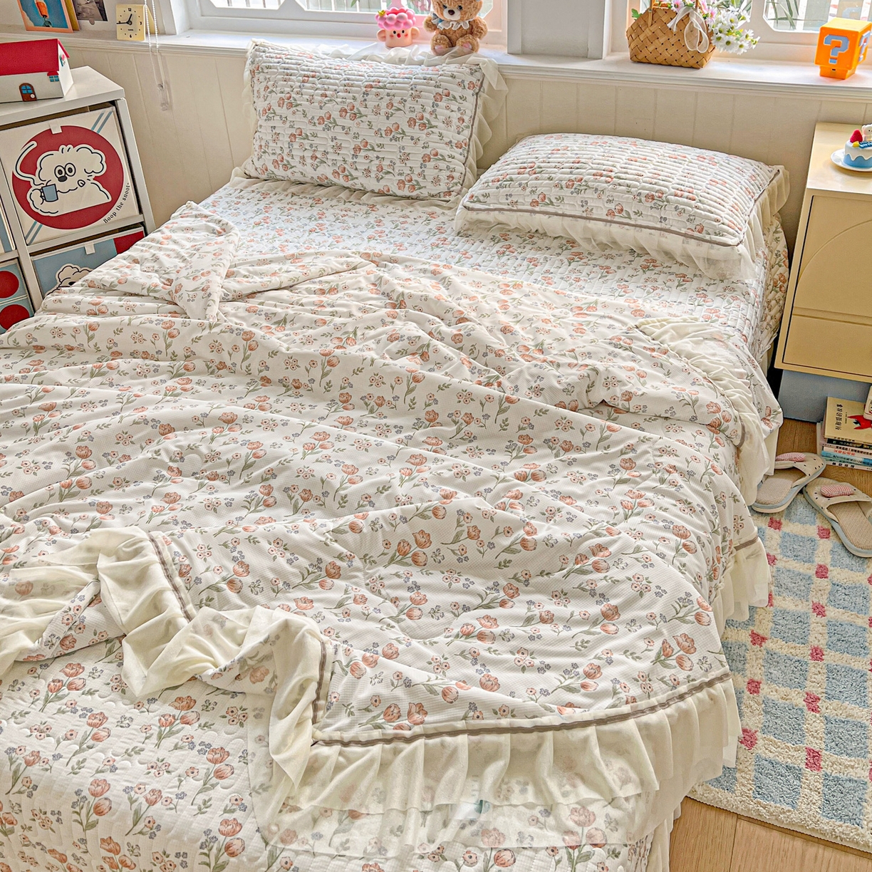 91家纺网 家纺一手货源 找家纺 富米莱（原臻工厂） 2026新款高奢维密花边冰肤格凉感夏凉被床盖夏被四件套 夏被床盖-郁金香