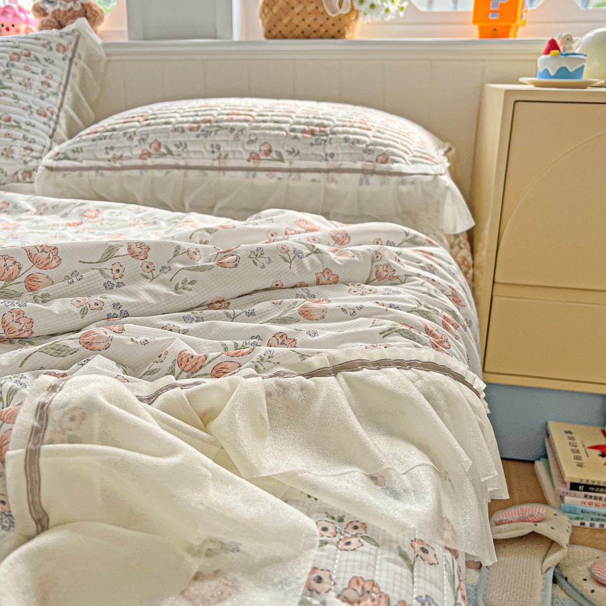 91家纺网 家纺一手货源 找家纺 富米莱（原臻工厂） 2026新款高奢维密花边冰肤格凉感夏凉被床盖夏被四件套 夏被床盖-郁金香