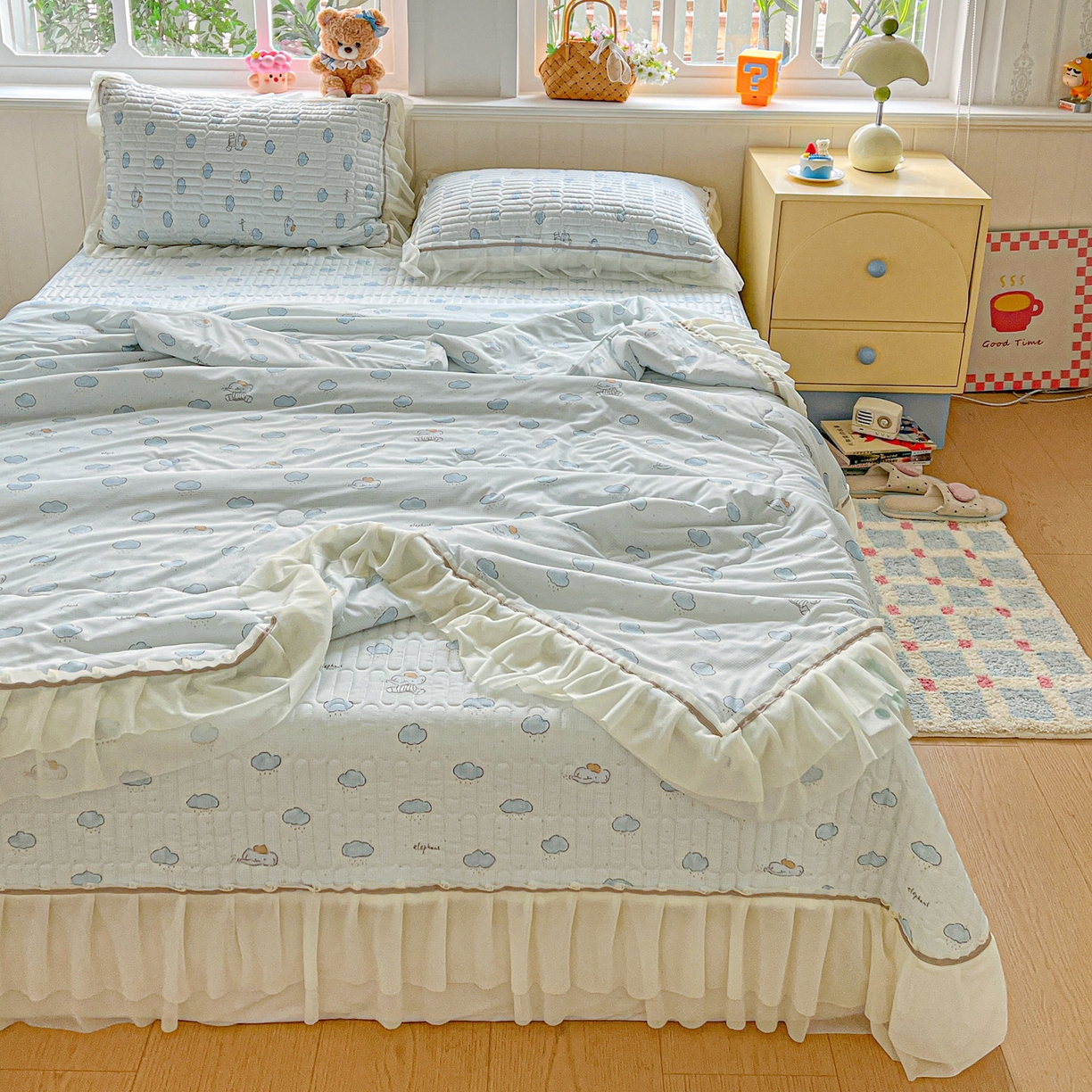 91家纺网 家纺一手货源 找家纺 富米莱（原臻工厂） 2026新款高奢维密花边冰肤格凉感夏凉被床盖夏被四件套 夏被床盖-云间小象