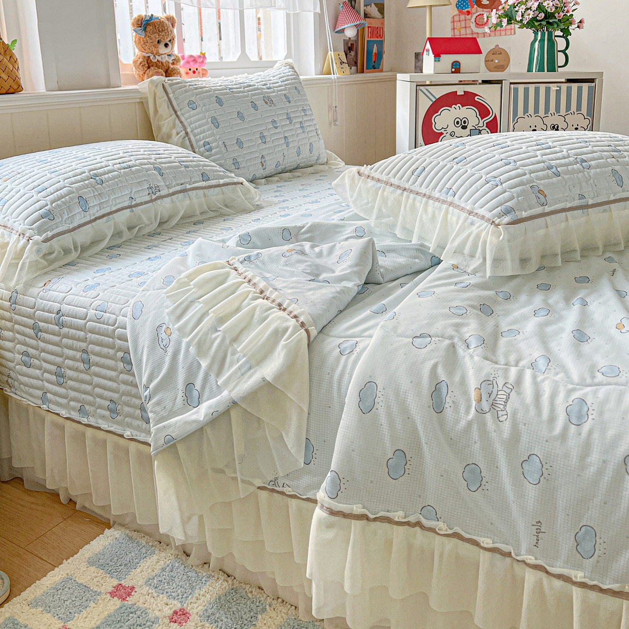 91家纺网 家纺一手货源 找家纺 富米莱（原臻工厂） 2026新款高奢维密花边冰肤格凉感夏凉被床盖夏被四件套 夏被床盖-云间小象