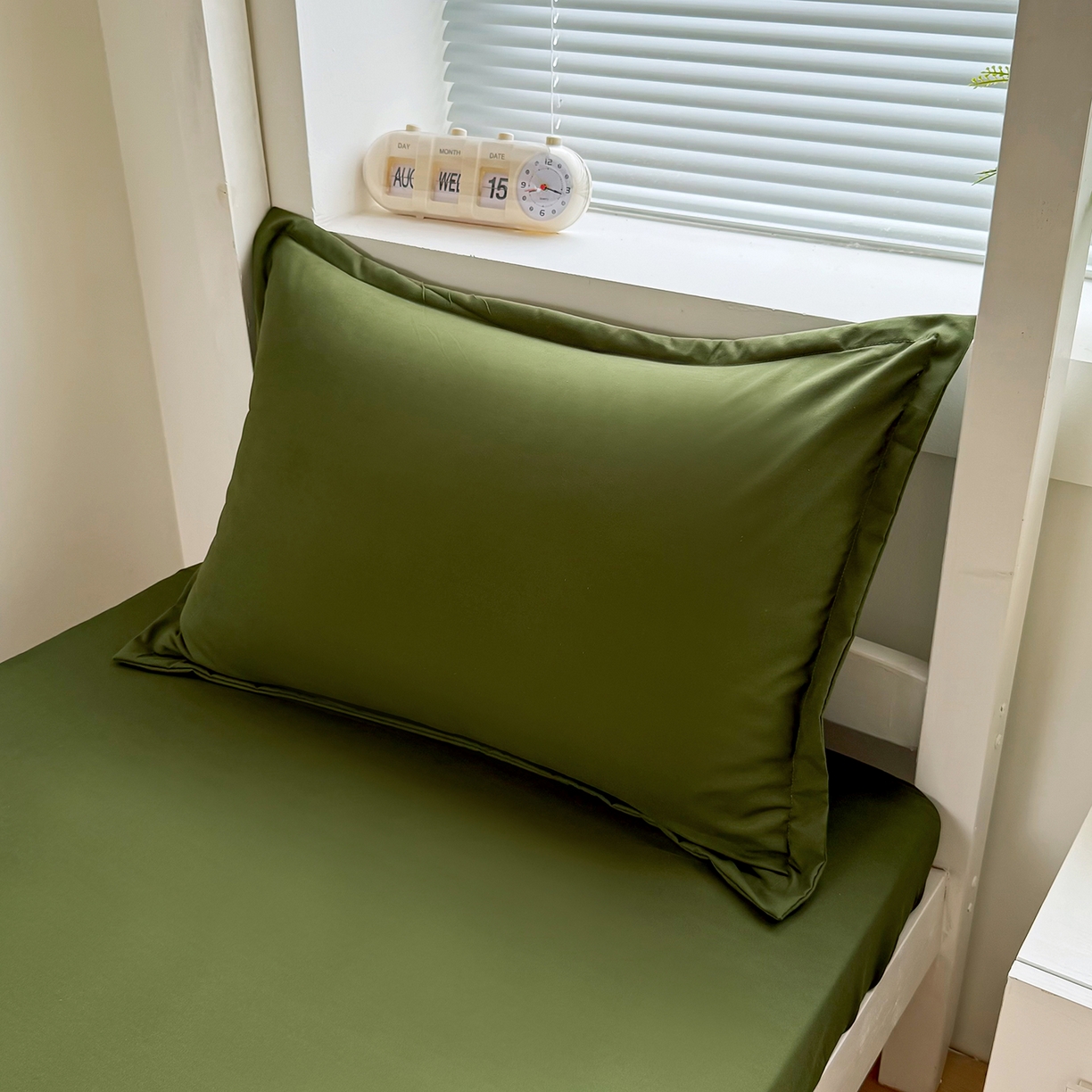 91家纺网 家纺一手货源 找家纺 茗婷家纺 2026新款纯棉学生宿舍上下铺床单款床笠款三件套四季款 军绿