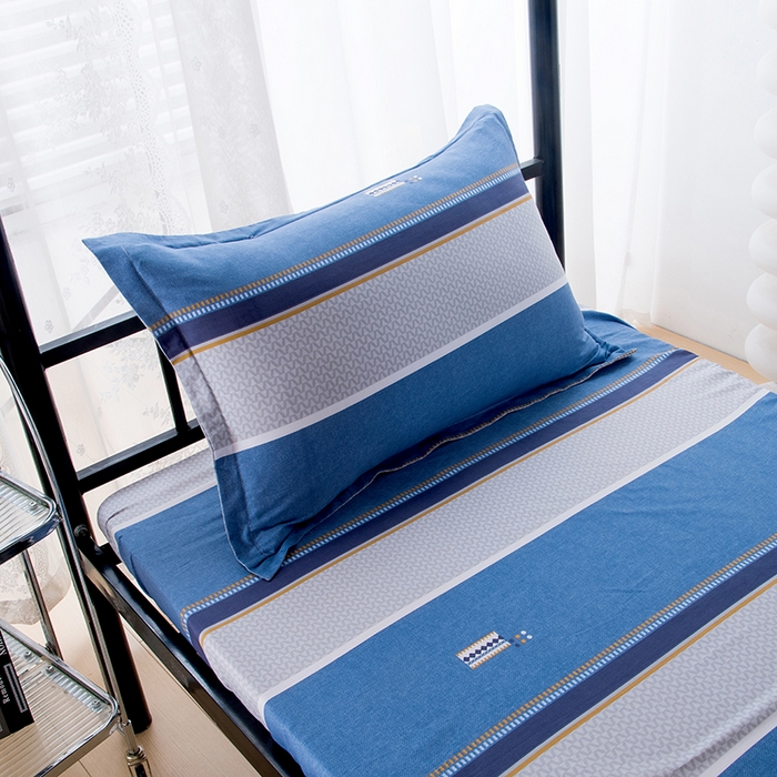 91家纺网 家纺一手货源 找家纺 茗婷家纺 2026新款纯棉学生宿舍上下铺床单款床笠款三件套四季款 时光倒影兰