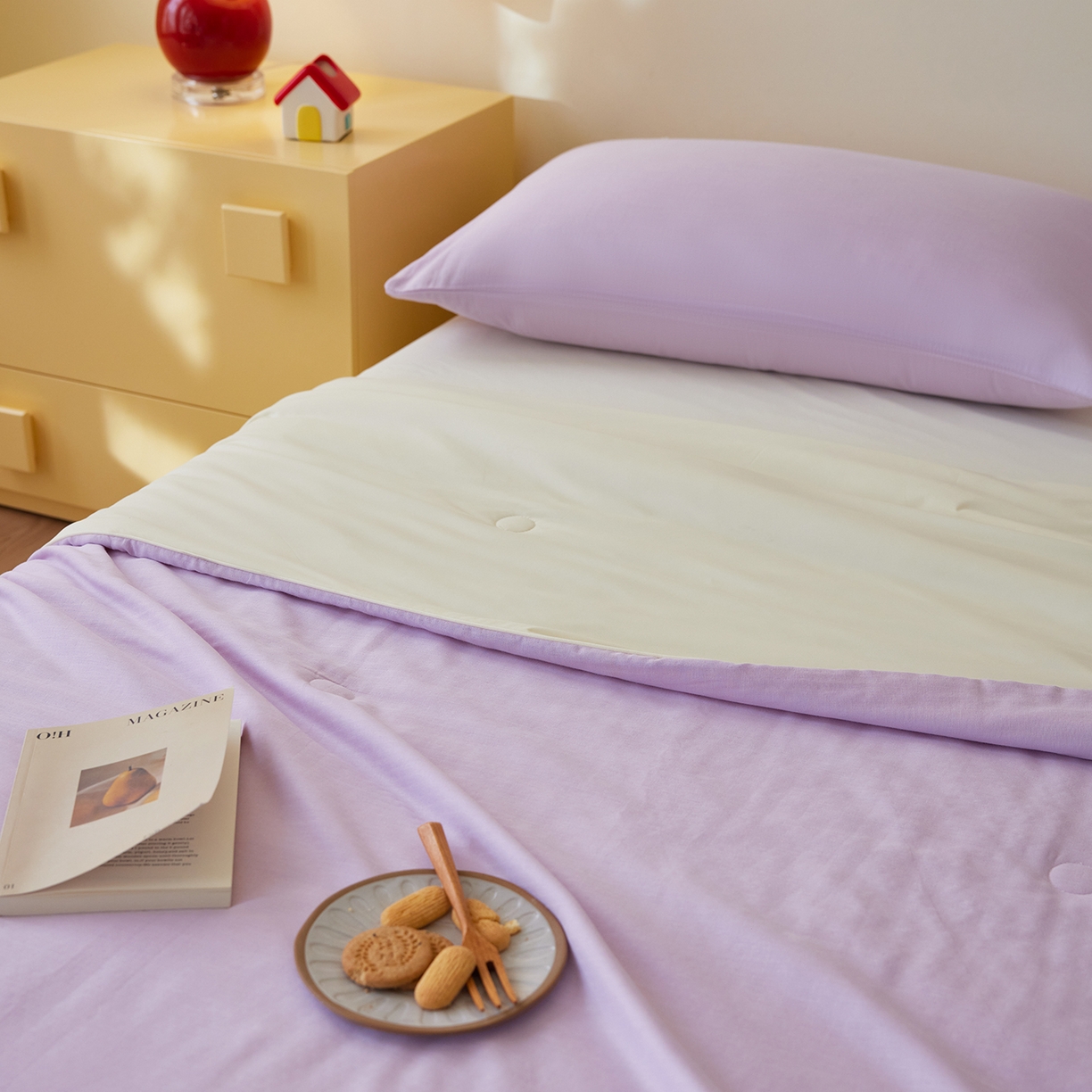 91家纺网 家纺一手货源 找家纺 莱宁被业 2026新款冰纱系列全棉双层纱锦氨凉感丝夏被 芋泥冰纱