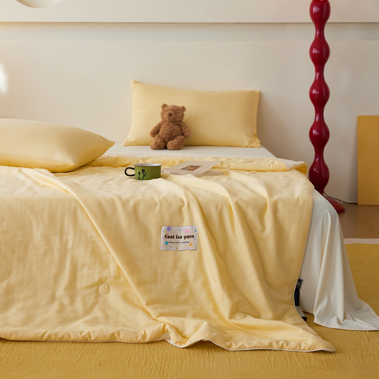 91家纺网 家纺一手货源 找家纺 莱宁被业 2026新款冰纱系列全棉双层纱锦氨凉感丝夏被 凤梨冰纱