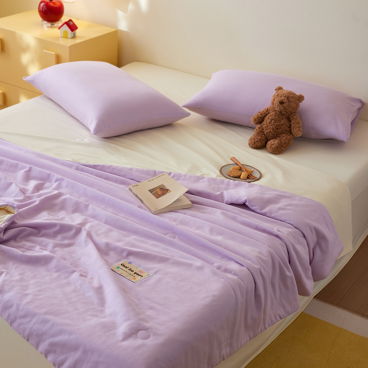 91家纺网 家纺一手货源 找家纺 莱宁被业 2026新款冰纱系列全棉双层纱锦氨凉感丝夏被 芋泥冰纱