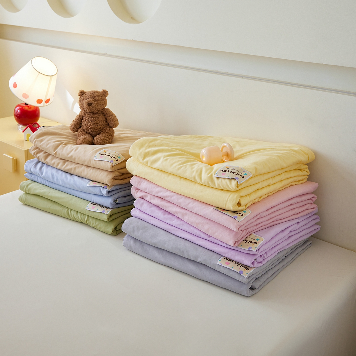 91家纺网 家纺一手货源 找家纺 莱宁被业 2026新款冰纱系列全棉双层纱锦氨凉感丝夏被 组合图