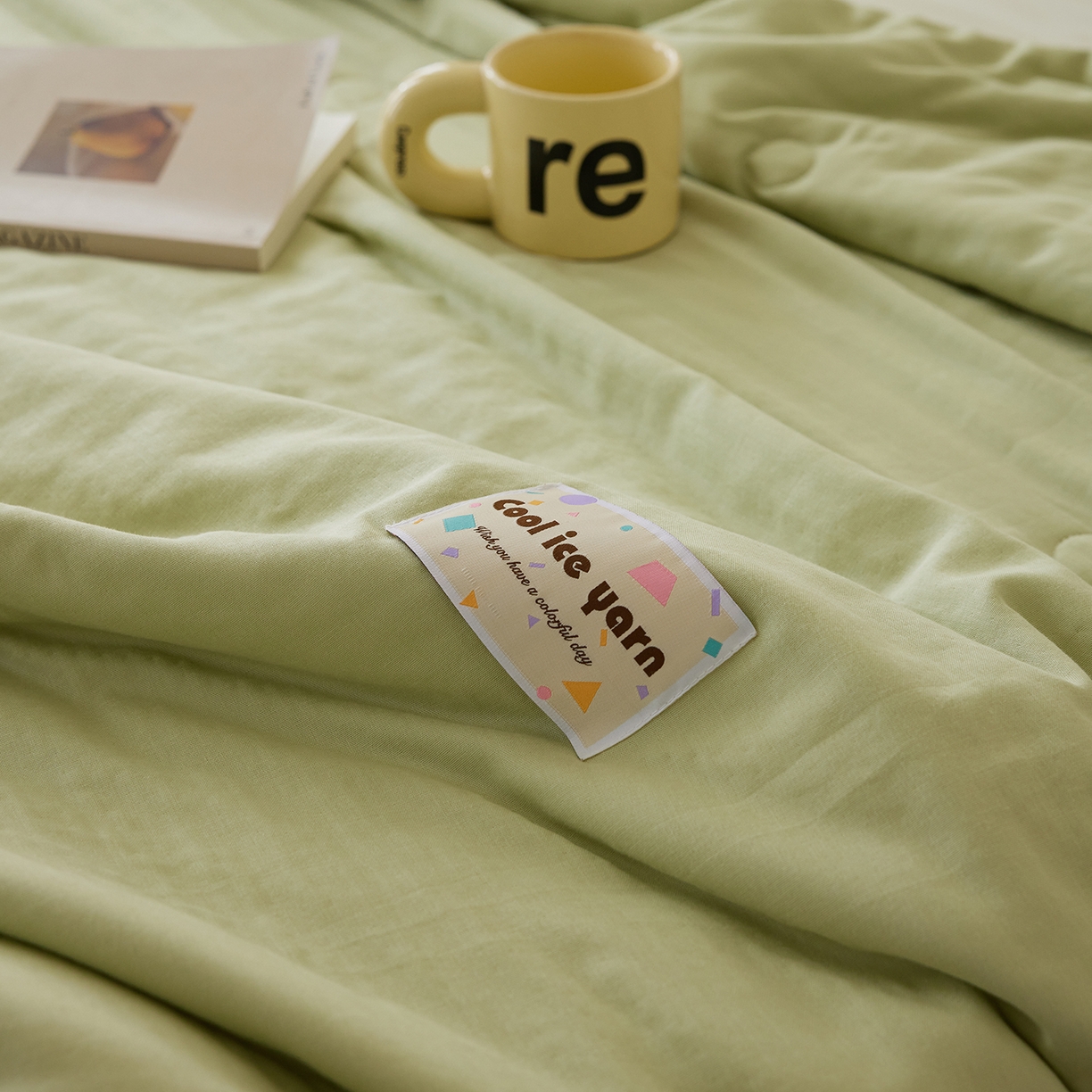 91家纺网 家纺一手货源 找家纺 莱宁被业 2026新款冰纱系列全棉双层纱锦氨凉感丝夏被 抹茶冰纱