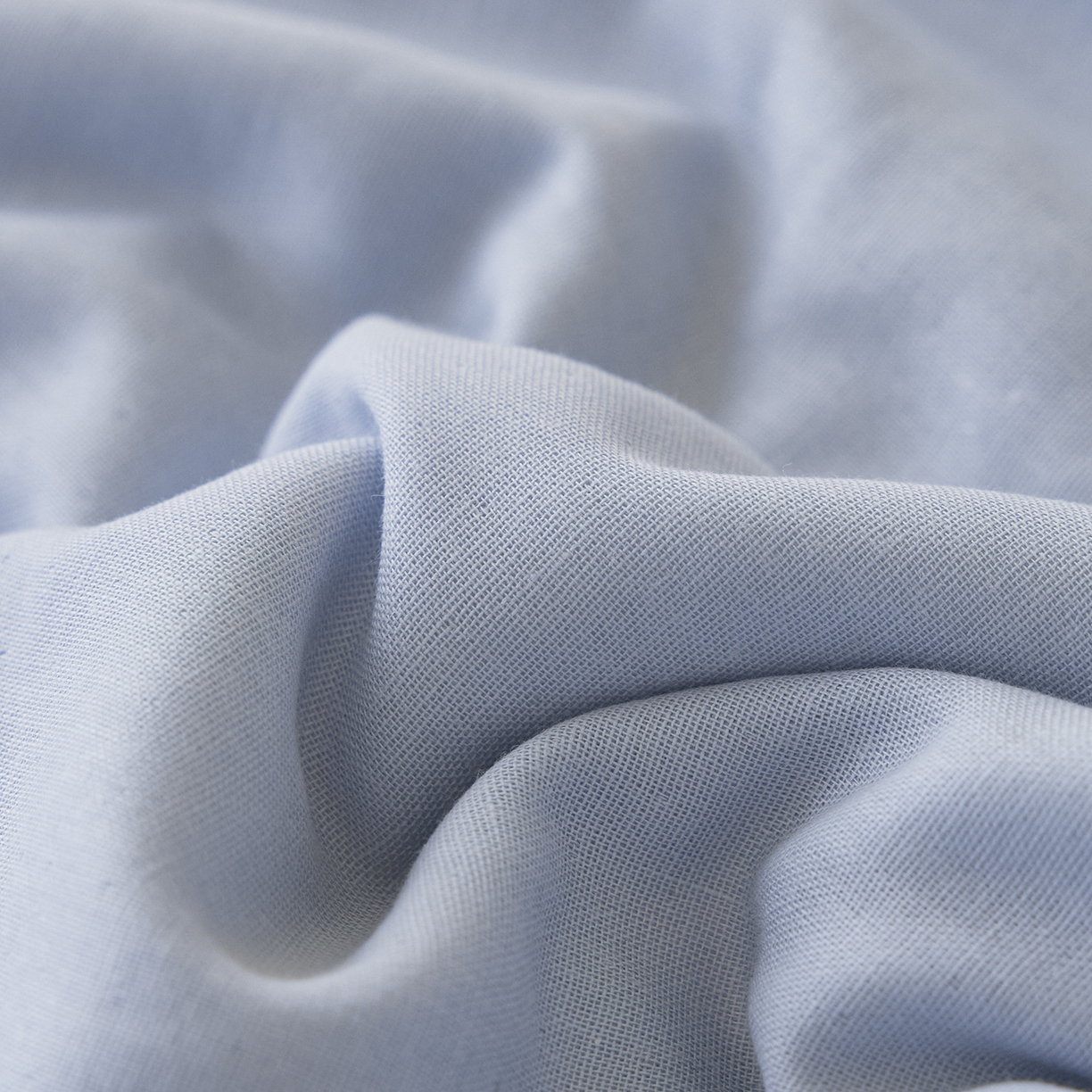 91家纺网 家纺一手货源 找家纺 莱宁被业 2026新款冰纱系列全棉双层纱锦氨凉感丝夏被 海盐冰纱