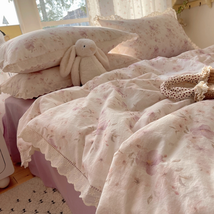 91家纺网 家纺一手货源 找家纺 爱彼家纺 2026夏季新款镂空花边水洗棉夏被夏凉被空调被清洗碎花风 镂空夏被-春意