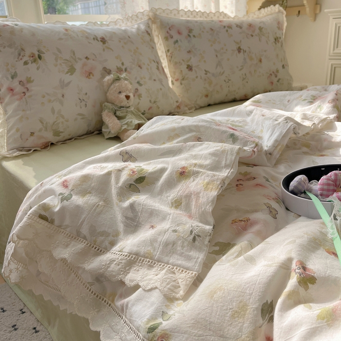 91家纺网 家纺一手货源 找家纺 爱彼家纺 2026夏季新款镂空花边水洗棉夏被夏凉被空调被清洗碎花风 镂空夏被-春花秋月