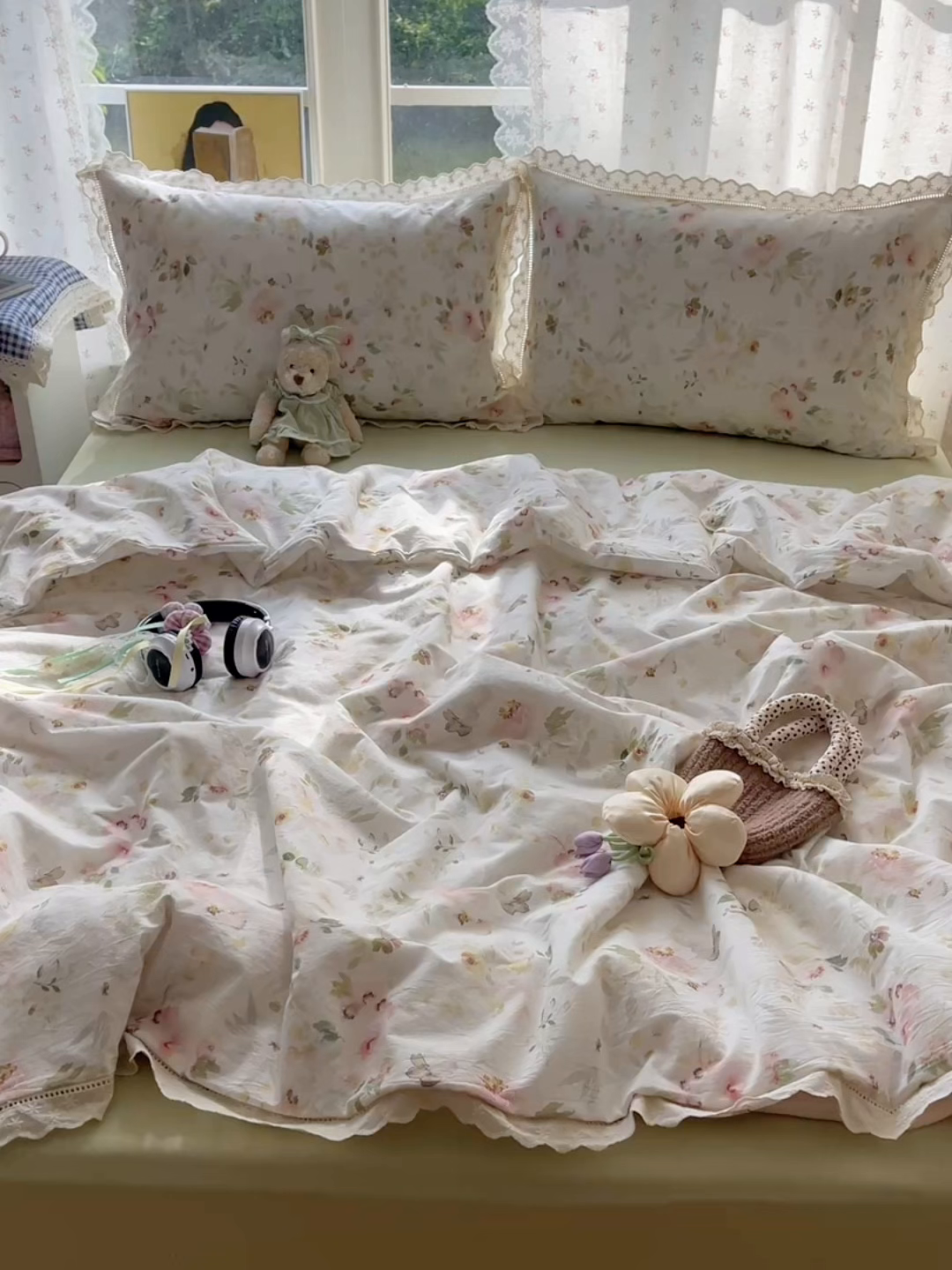 91家纺网 家纺一手货源 找家纺 爱彼家纺 2026夏季新款镂空花边水洗棉夏被夏凉被空调被清洗碎花风 镂空夏被-春花秋月