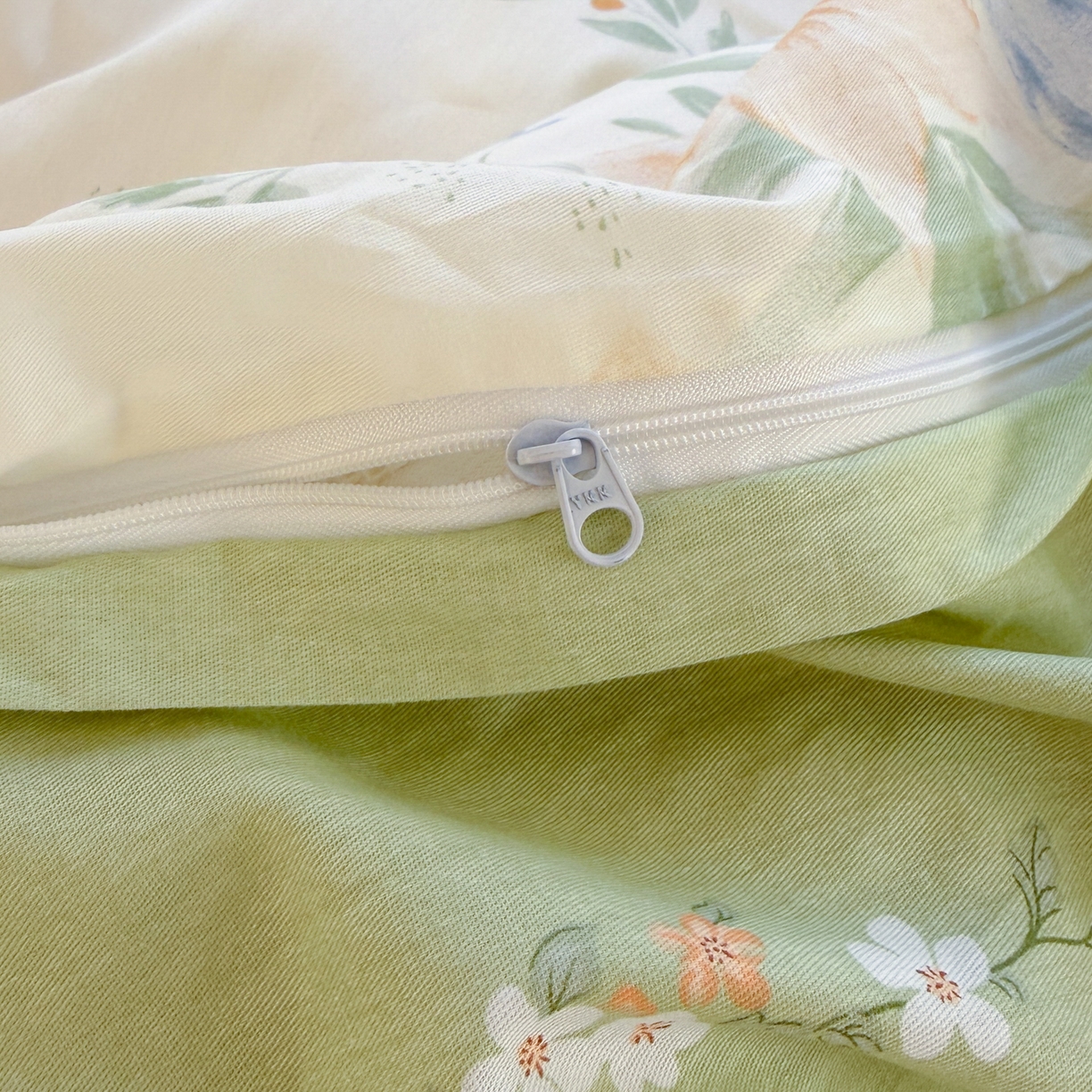 91家纺网 家纺一手货源 找家纺 乐童家纺 2026新款全棉纯棉网红直播爆款吊边＋一字绣工艺款四件套（四） 格拉花园