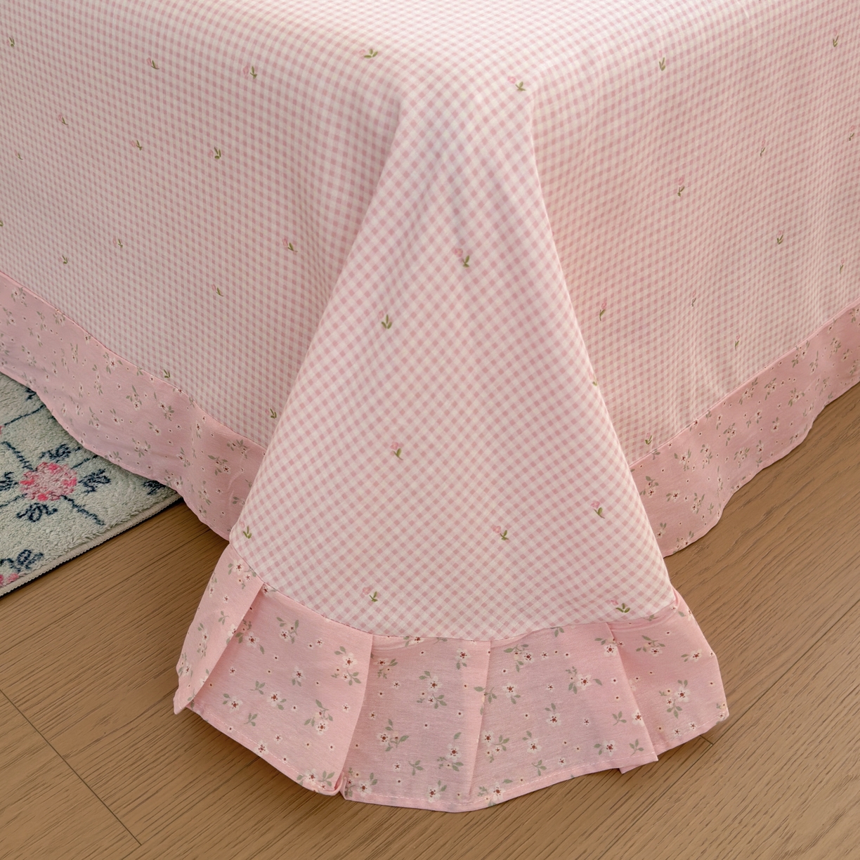 91家纺网 家纺一手货源 找家纺 乐童家纺 2026新款全棉纯棉网红直播爆款吊边＋一字绣工艺款四件套（四） 花田小伙伴 粉