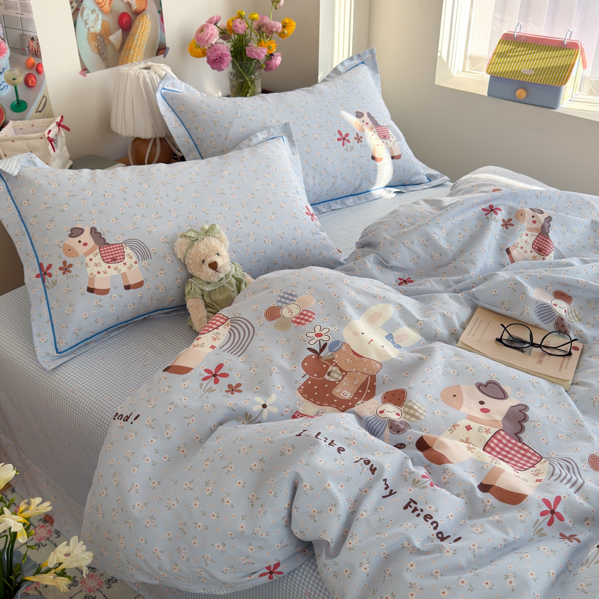 91家纺网 家纺一手货源 找家纺 乐童家纺 2026新款全棉纯棉网红直播爆款吊边＋一字绣工艺款四件套（四） 花田小伙伴 蓝