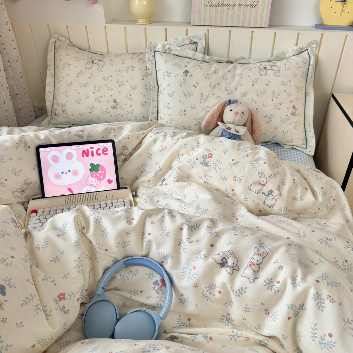 91家纺网 家纺一手货源 找家纺 乐童家纺 2026新款全棉纯棉网红直播爆款吊边＋一字绣工艺款四件套（四） 觅时光-兰